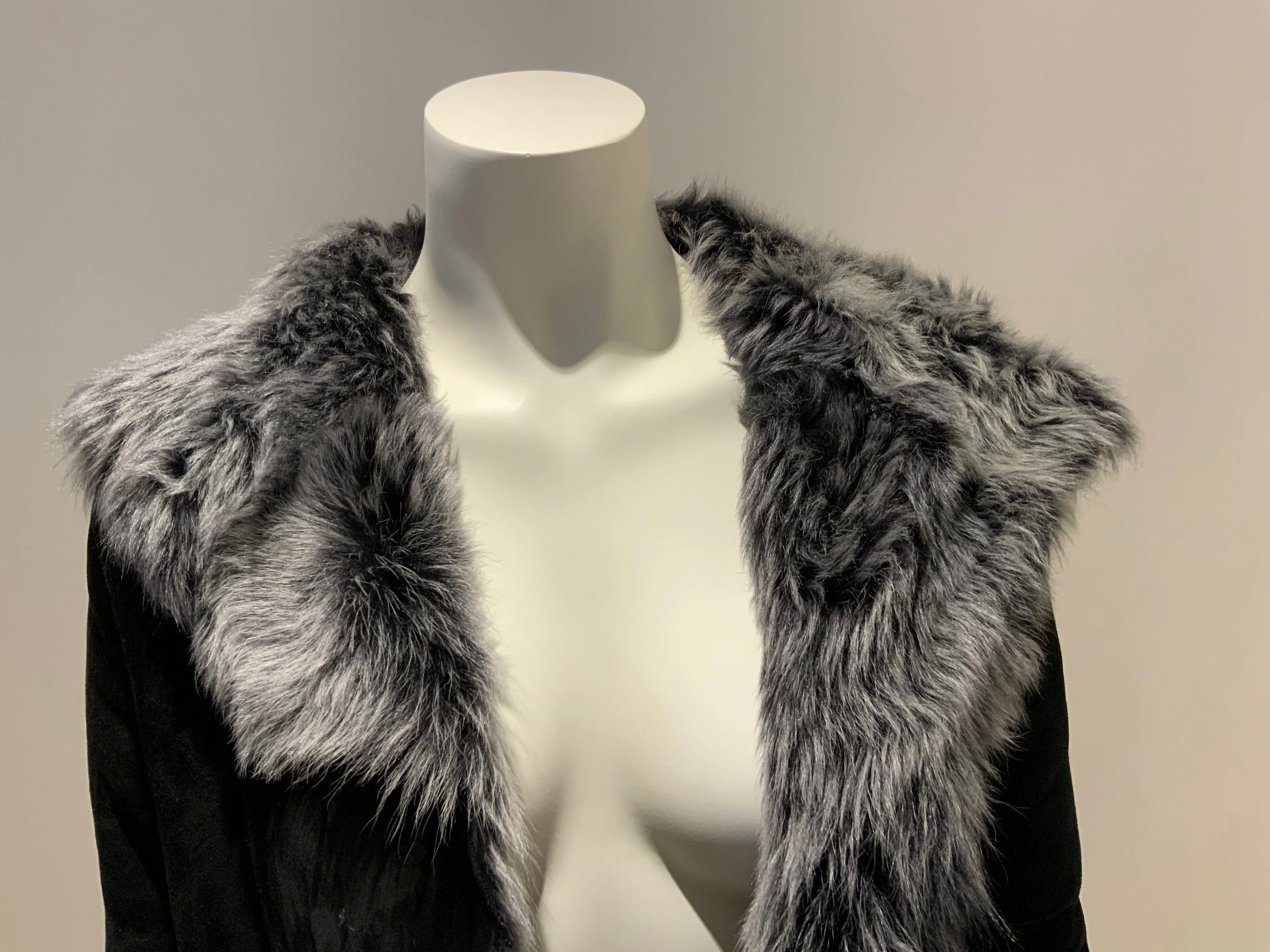Hooded Suede Shearling Lambs Leather Coat Size XS ladies