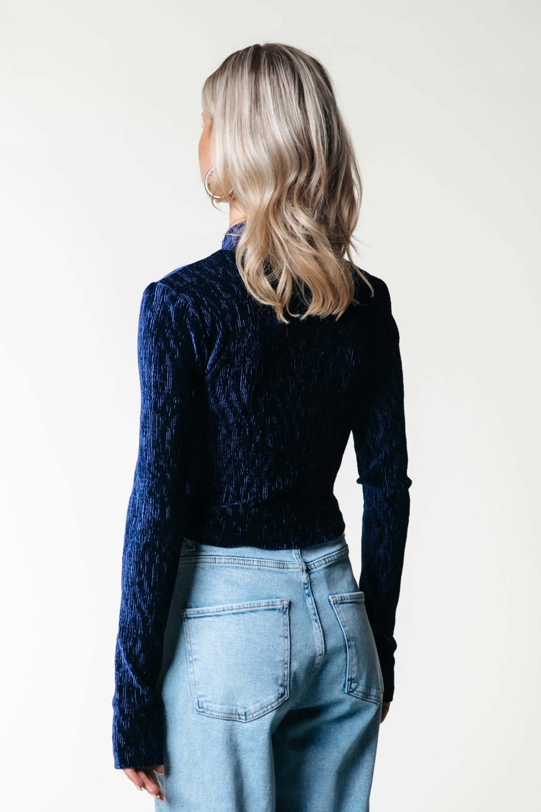 Jewel Structure Velvet Top | Peacoat Blue